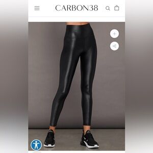 Carbon38 Black Takara Shine Leggings, size medium